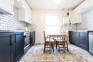 Photo 30- click for photo gallery